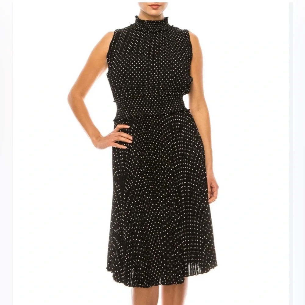 Nanette Lepore Mock Neck Sleeveless Pleated Polka Dot Dress Smocked Waist Size 4